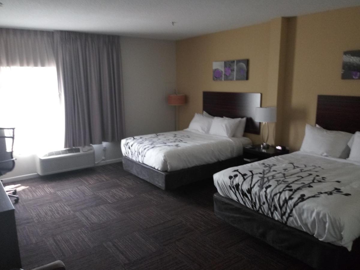 Sleep Inn & Suites Wisconsin Rapids Exteriör bild