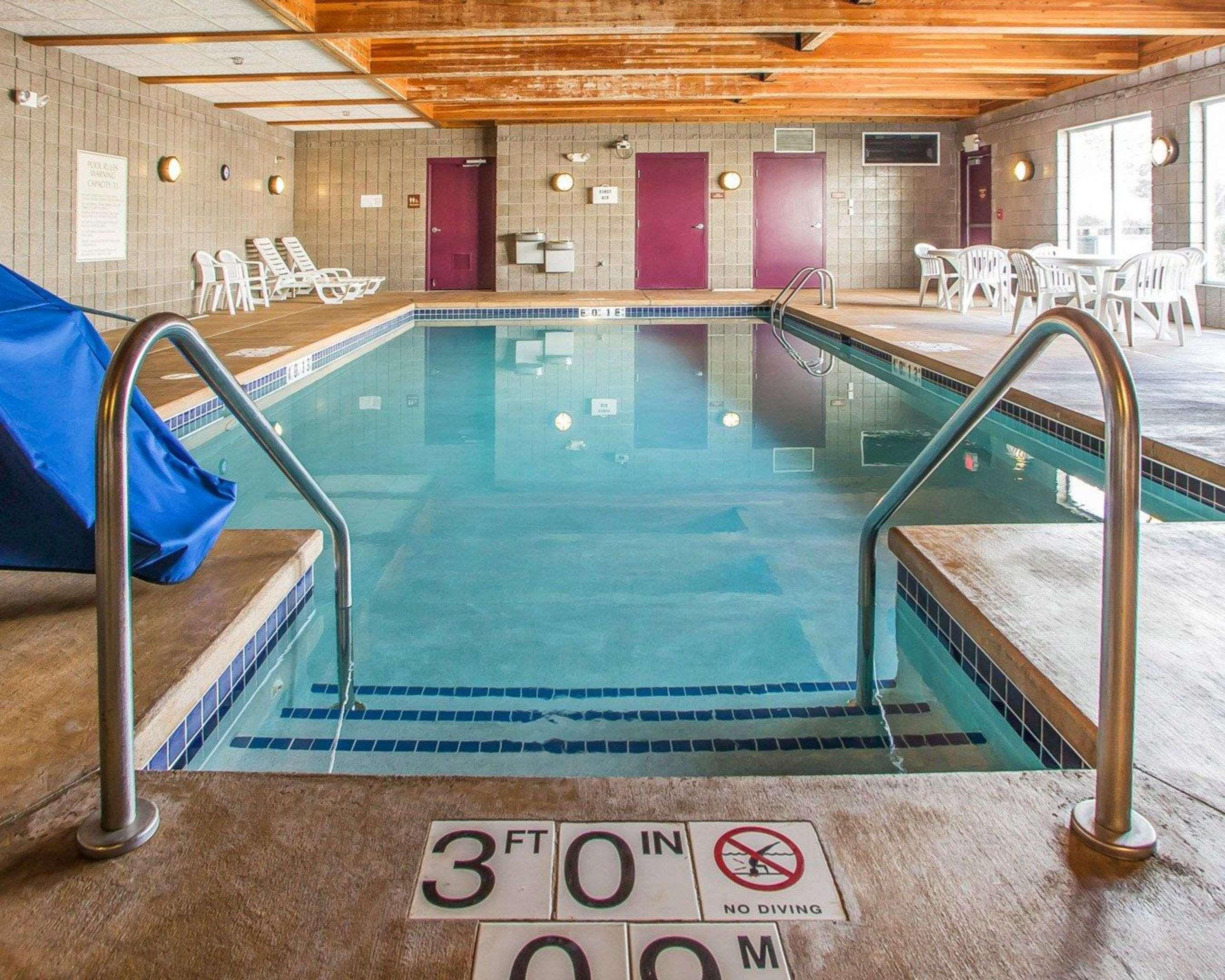 Sleep Inn & Suites Wisconsin Rapids Exteriör bild