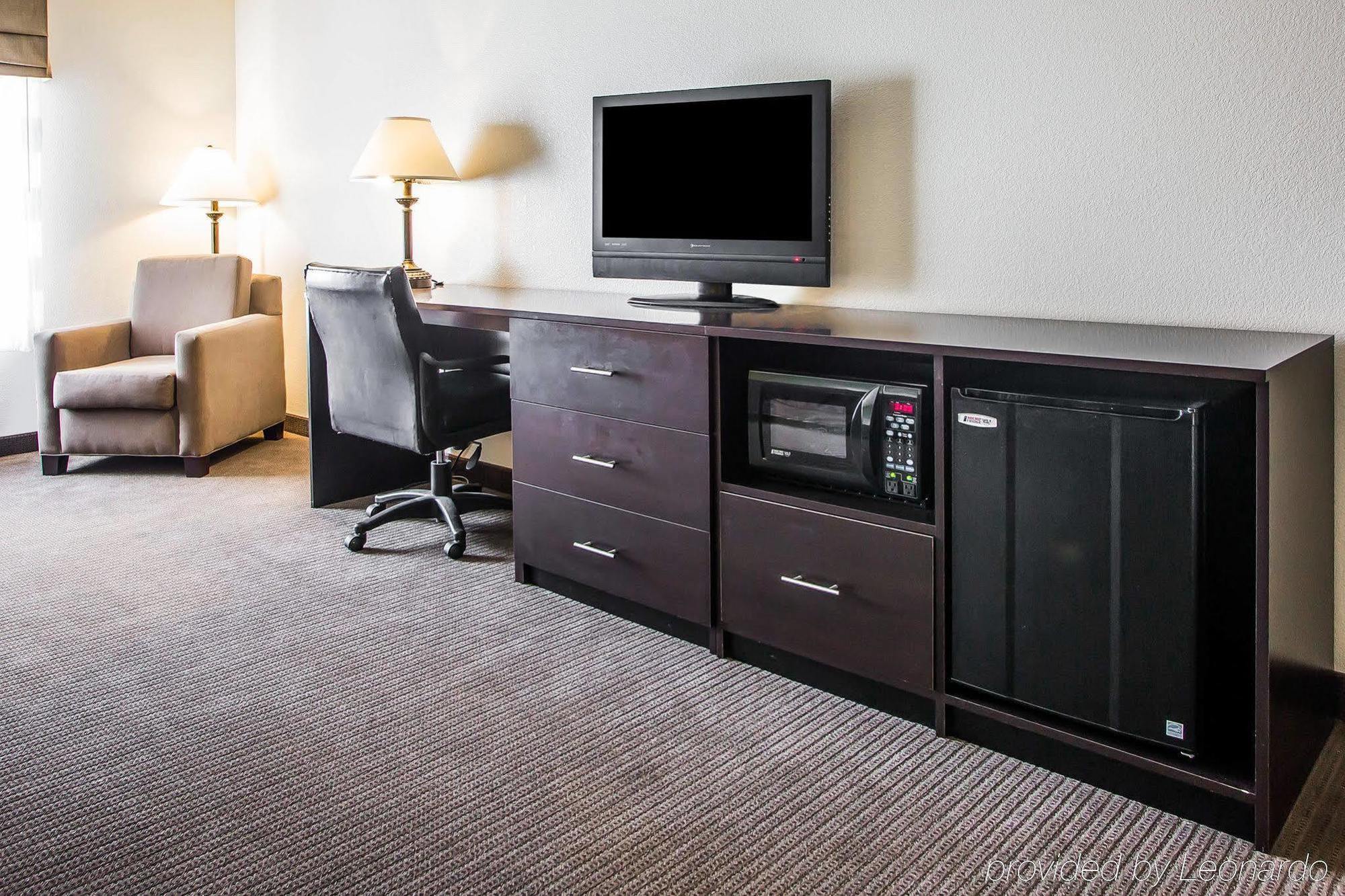 Sleep Inn & Suites Wisconsin Rapids Exteriör bild